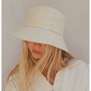 Lack of Color Wave Cotton Canvas Bucket Hat Cream Sun Protection UPF 50+ S/M